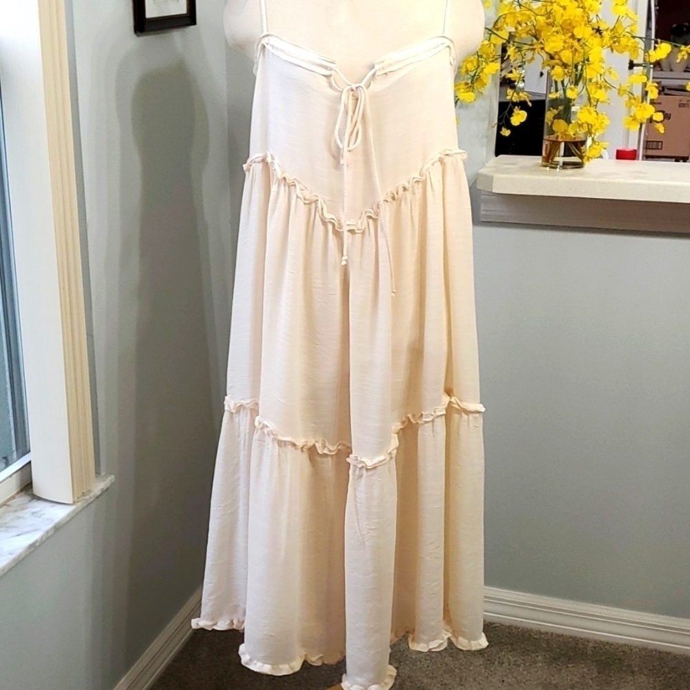 Chic Cream Maxi Dress